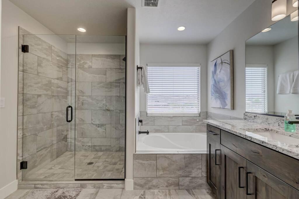 St George, Private Hot Tub/Patio, New Community Villa Washington Buitenkant foto